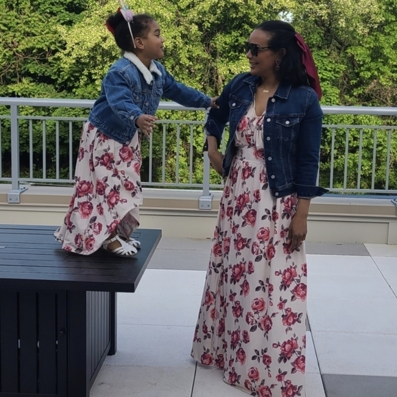 Mia Joy matching Maxi dresses - Picture 3 of 3